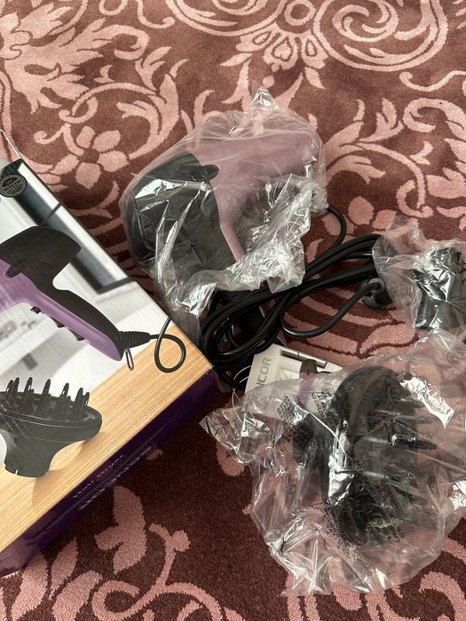 Фен для волосся !