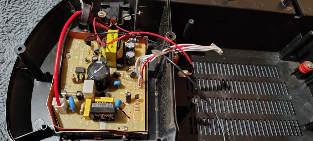 Магнитофон, бумбокс, магнитола LG-SB74