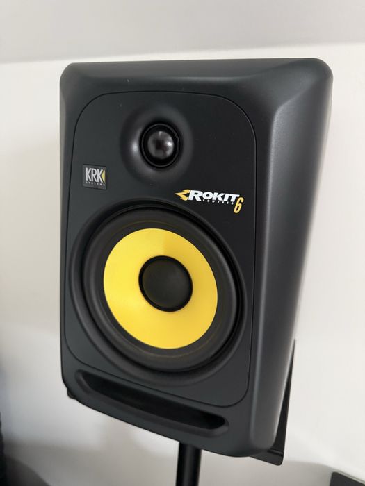 Monitory studyjne KRK ROKIT 6 G3 + 2 statywy