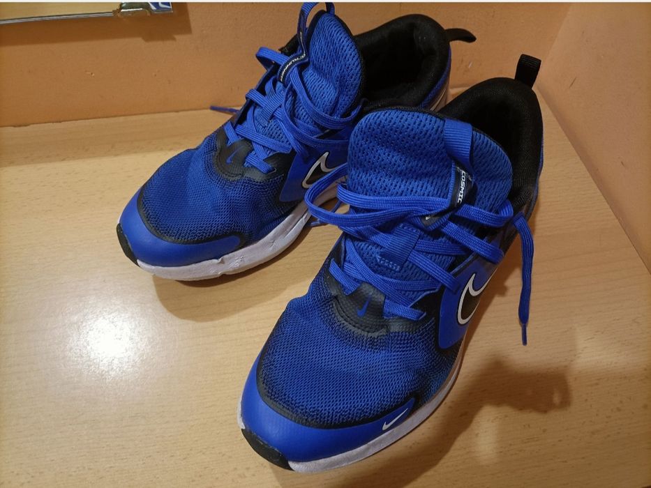 Nike 40 niebieskie