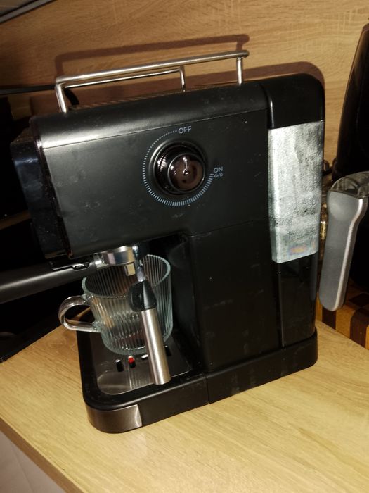 Ekspres ciśnieniowy Cecotec Power Espresso Touch ColdBrew 850 W
