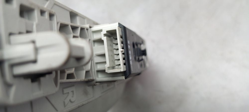 Pega do tejadilho MERCEDES-BENZ Classe C (W205)