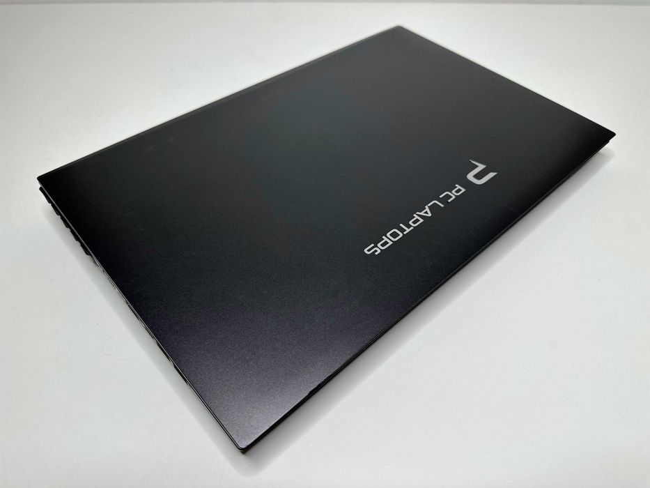 Потужний унікальний Clevo NB50TZ, i3-8100, 8Gb, SSD+HDD, FHD IPS 15.6