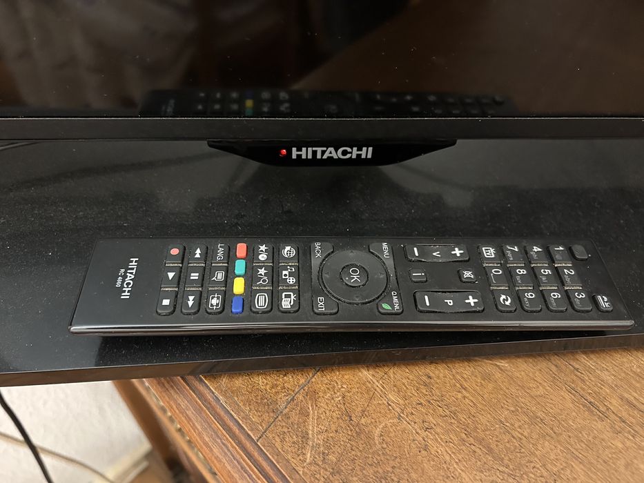 TV Hitachi 42” - 42HZT66