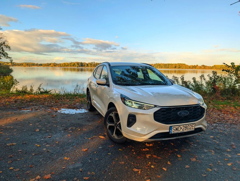 Ford Kuga Ford Kuga Escape 2.0 AWD ST-Line Select Bang & Olufsen 250KM 2025