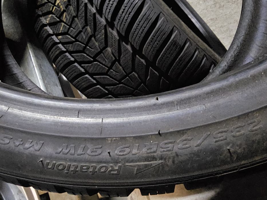 Opony Zimowe 2szt-Nowe-Demo R19 235/35-Hankook-21Rok