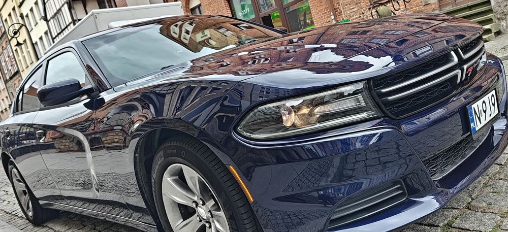 Dodge Charger bardzo ładny, klimatyzacja, alufelgi, dwa kluczyki!