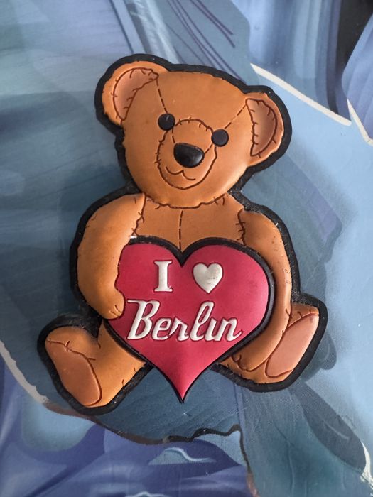 Magnes na lodowkę Berlin miś