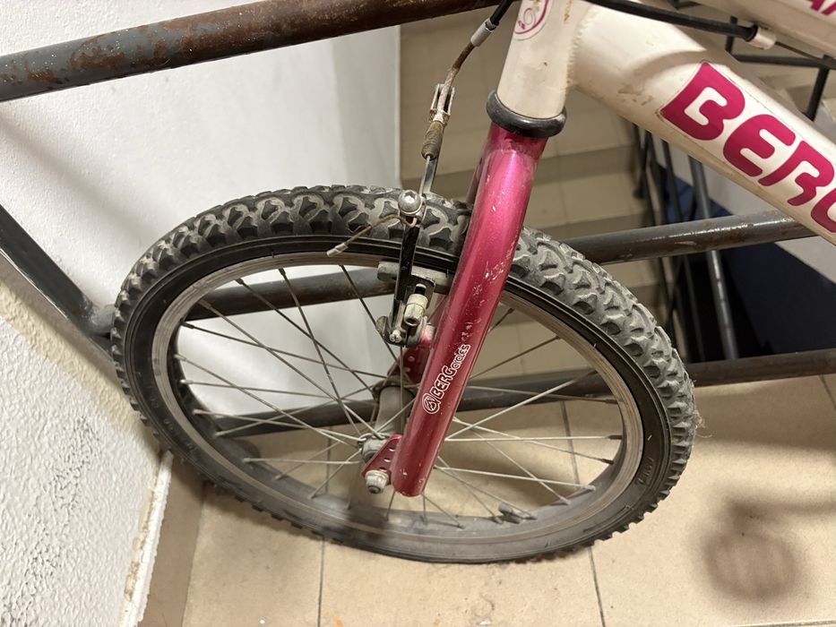 Vendo duas bicicletas de criança