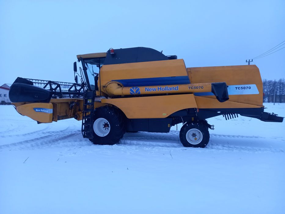 Kombajn new holland tc 5070
