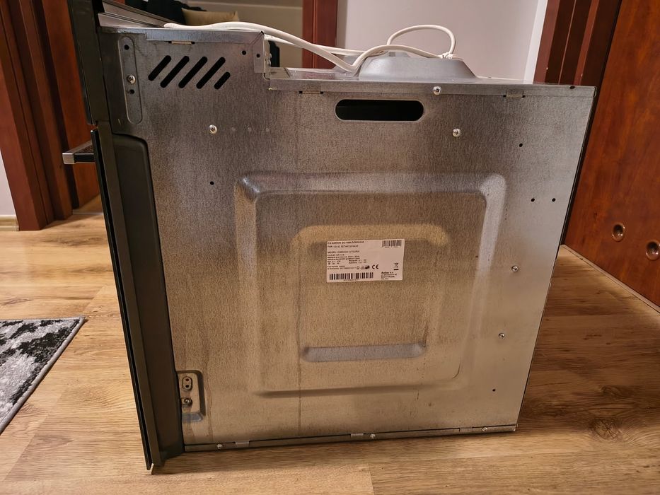 Piekarnik elektryczny pod zabudowę  Amica