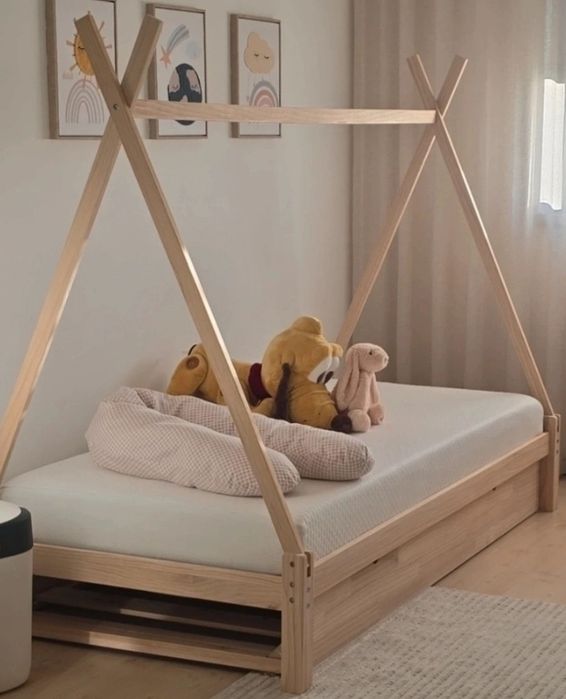 Cama de madeira  novo