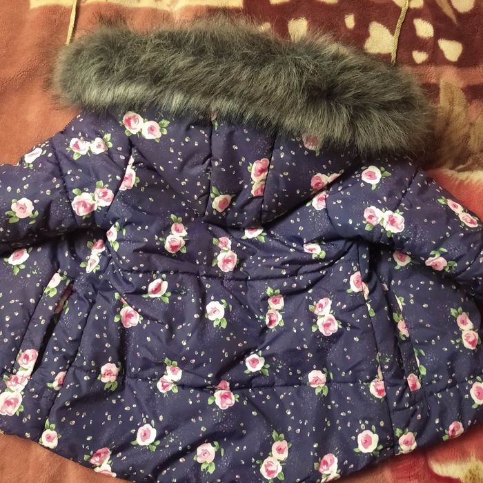 Куртка тепла зимова 110-116 см + шапка