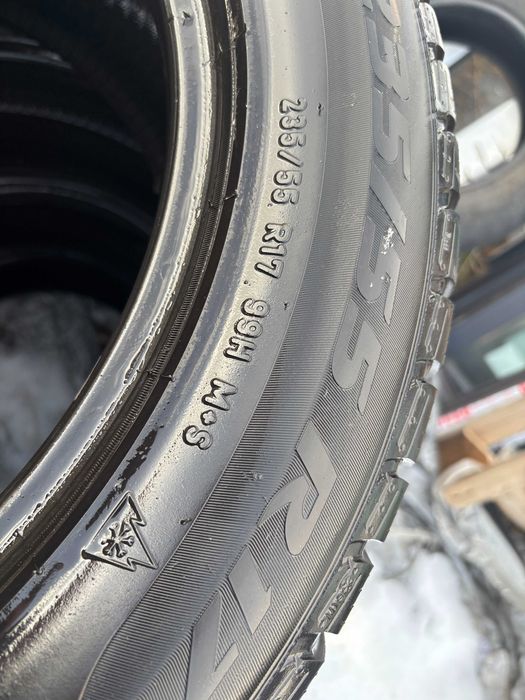 235-55-R17 PIRELLI SOTTOZERO комплект зимней резины GERMANY 2023