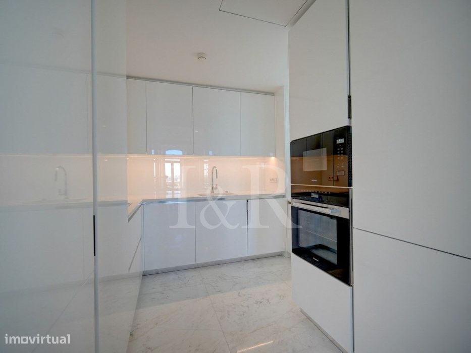 Apartamento T2 com vista rio, Estrela, Lisboa