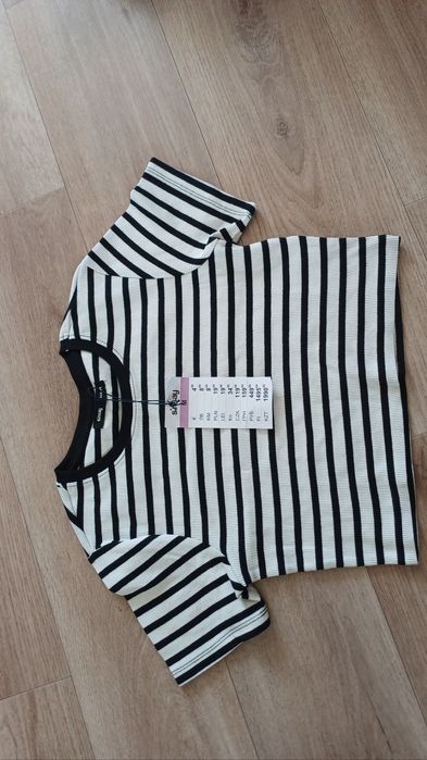 Красивий лот для дівчини 46р М