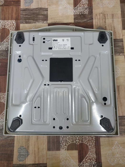 Электронные весы 150 КГ.