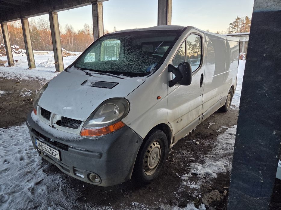 Рено трафік 1.9 довга база