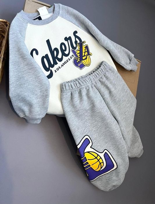 Костюм 98 см, 110 см Zara