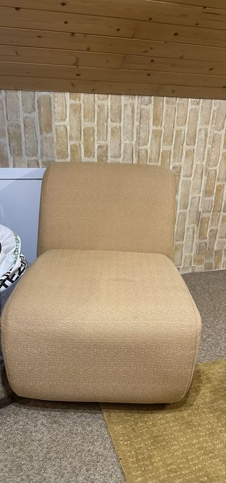 Sofá individual em bom estado