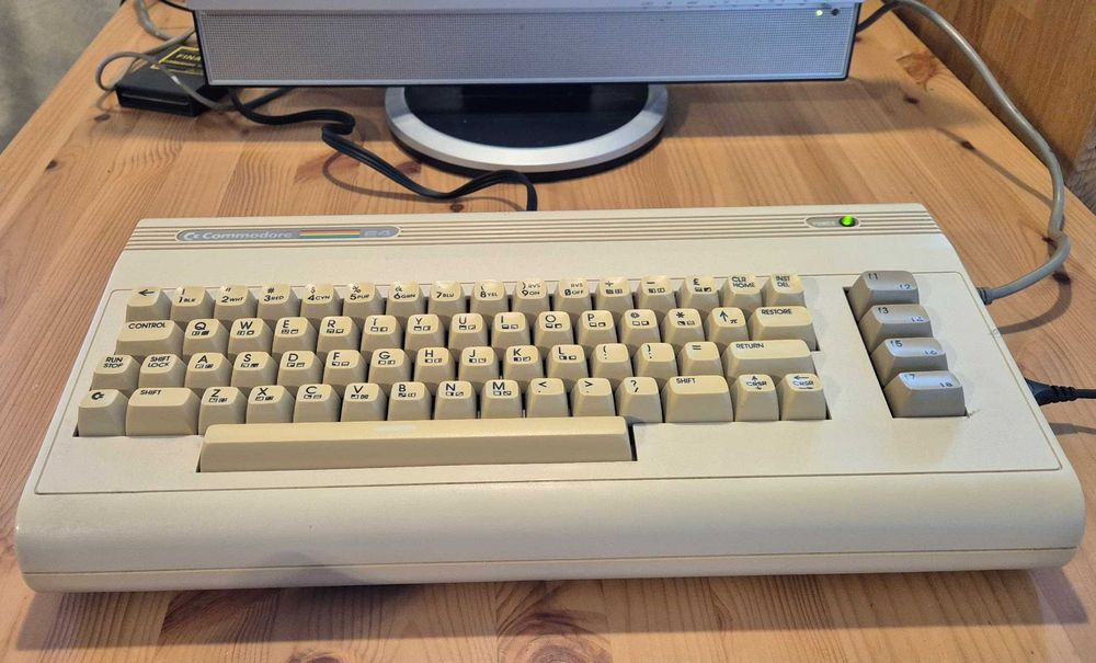 Commodore C64 "chlebak" 100% sprawny