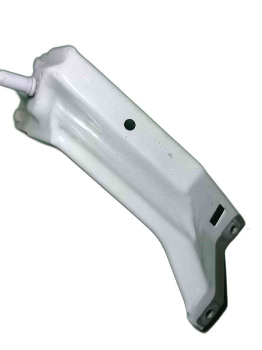 Suporte Guarda-Lamas Esquerdo SEAT LEON 1P0821125A (OEM) | 1P0 821 135 A (OEM)