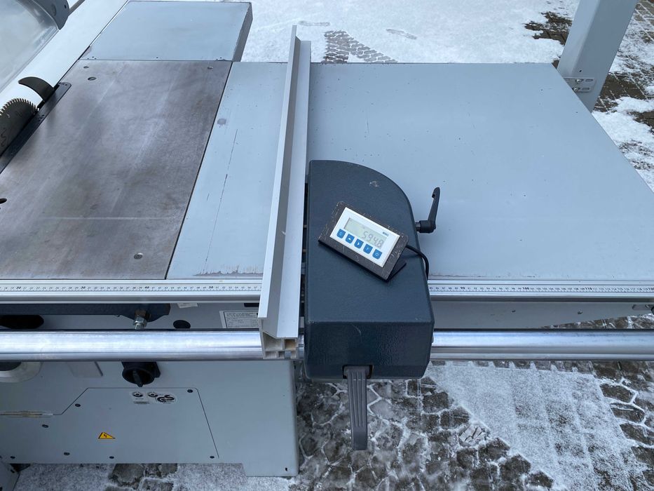 Piła formatowa FELDER K700s / K690s Cyfrowe wskaźniki