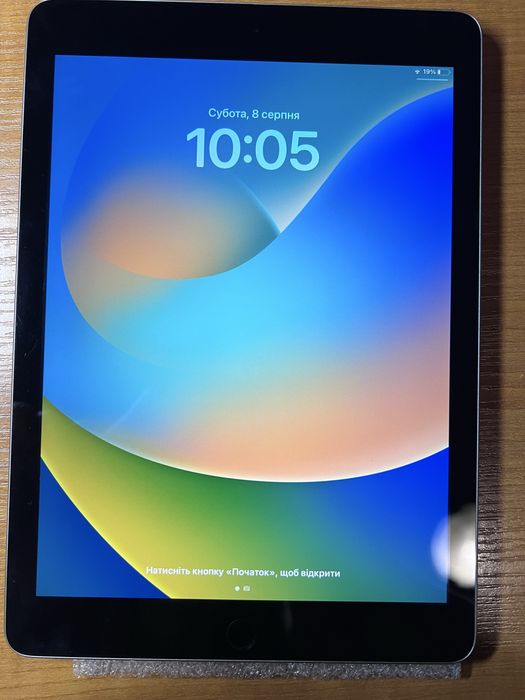 Планшет Apple iPad A1822 Wi-Fi 128GB Silver (РОЗБЛОКОВАНИЙ)