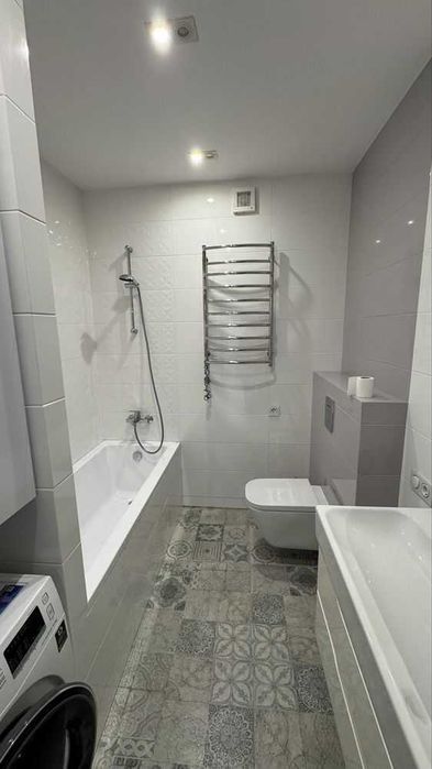 Оренда. вул. Під Голоском. Новобудова. Дизайнерський дорогий ремонт.