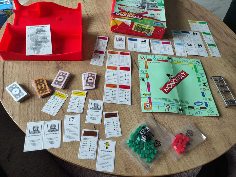 Monopoly hasbor wersja podróżna mini Grab & Go Spass Uberall