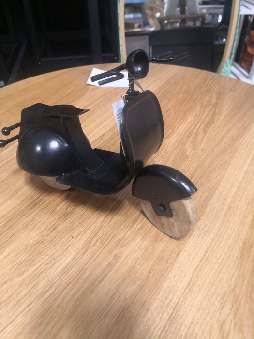 Skuter ozdoba metalowa dekoracja