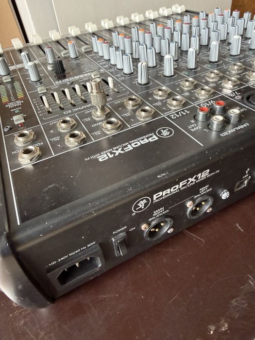 Mesa Mackie Pro FX12