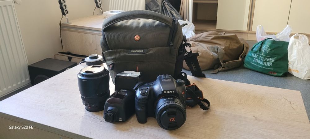Sony A57+2 об'єктива+спалах+сумка