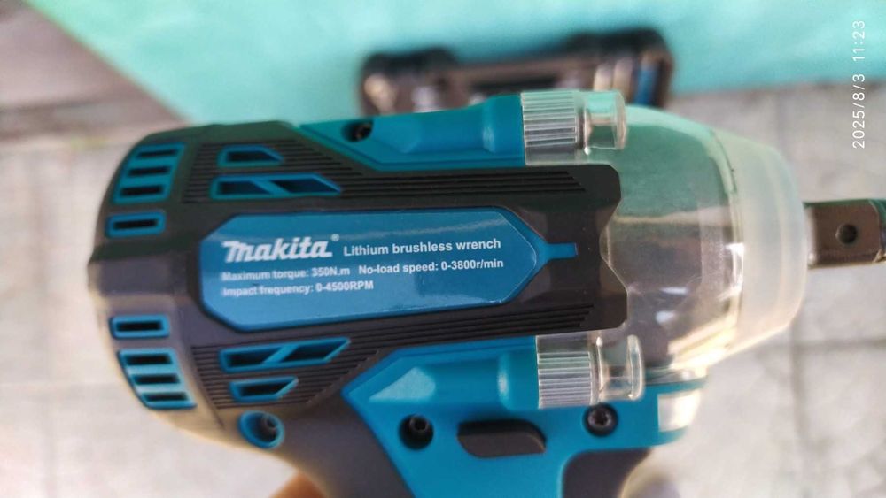 Акумуляторний ударний безщітковий Гайковерт Makita в переносному кейсі