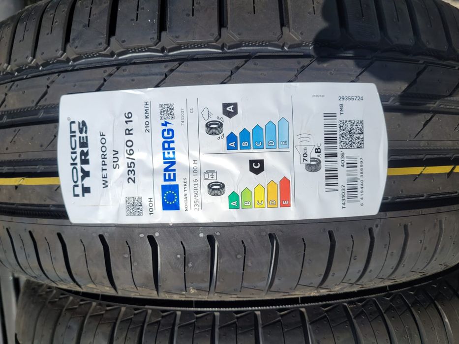 Opony letnie 235/60/16 100h  nokian wetproof SUV