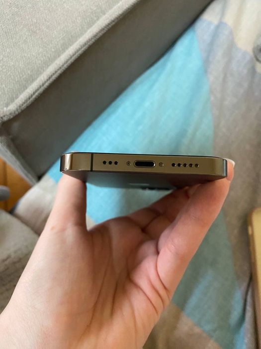 Apple iPhone 12 Pro 128GB Графітовий - хороший стан