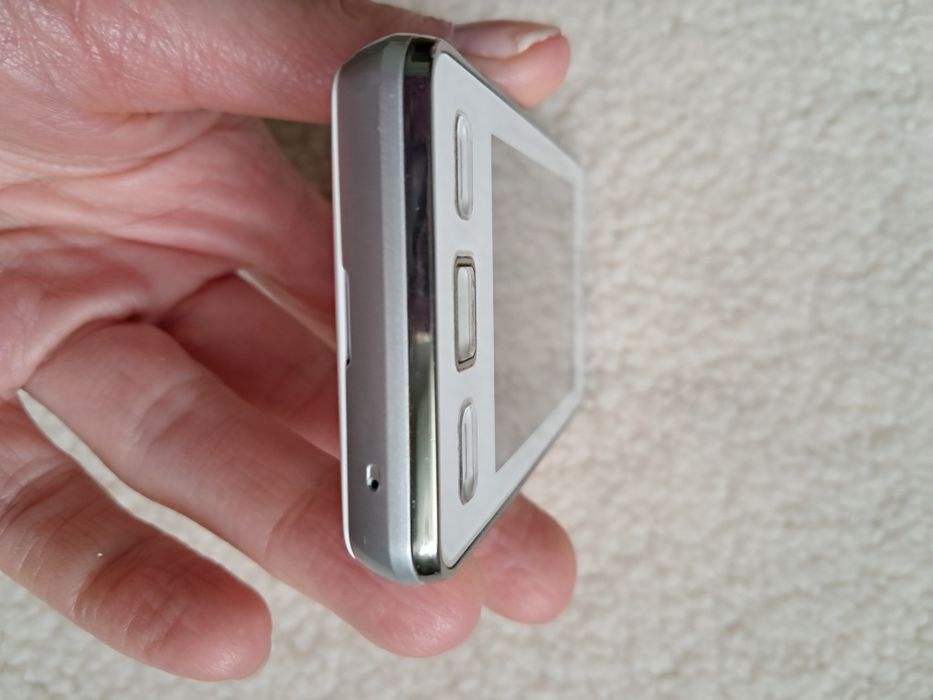 Телефон б/у Samsung GT-S5260