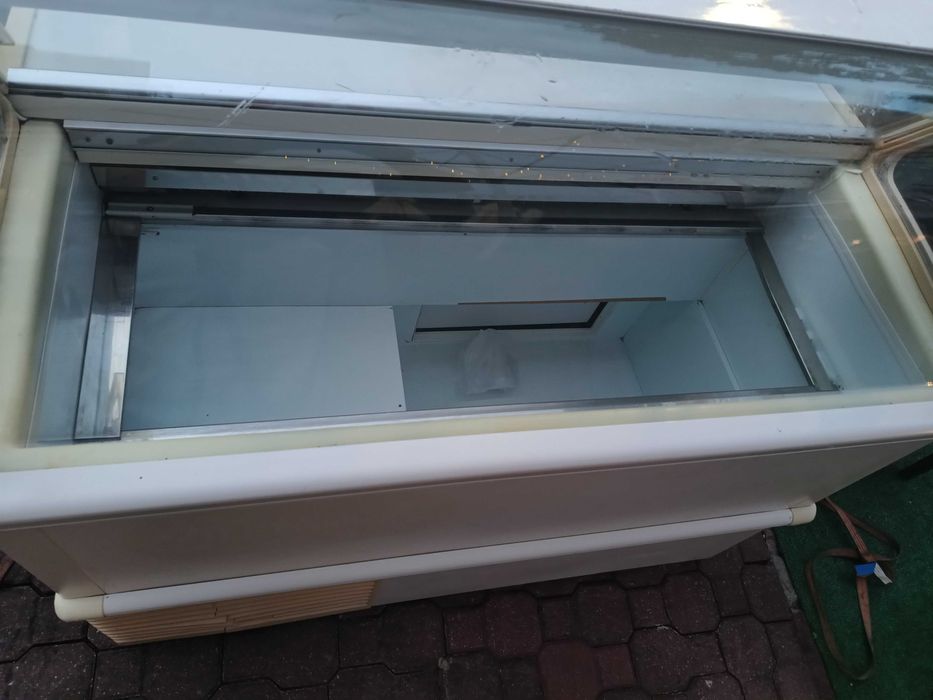 Witryna do lodów lodówka lada chlodnicza z kuwetami stan bdb