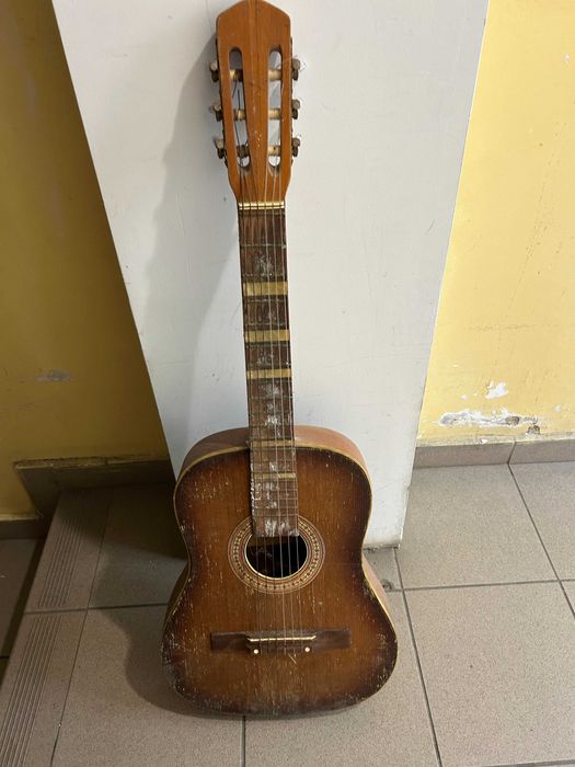 Sprzedam używaną gitarę