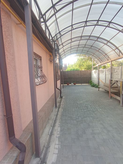 Сдам часть дома с заездом.Одесская.Реально!