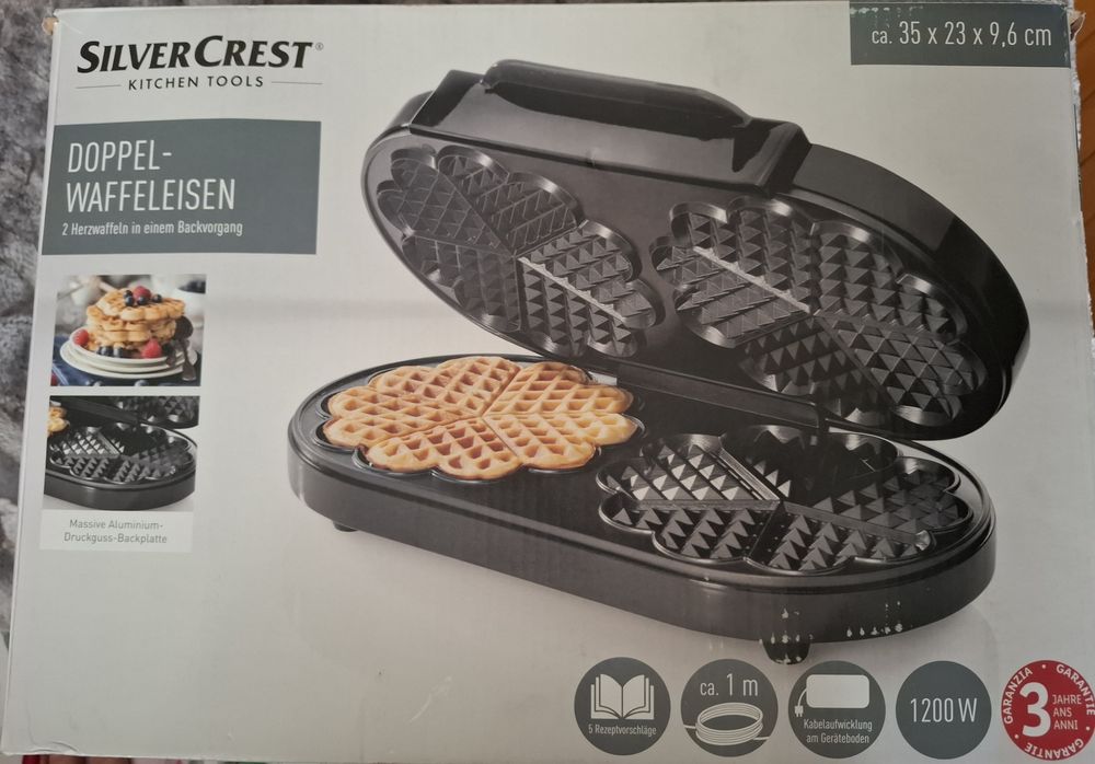 Вафельниця для бельгійських вафель Silver Crest SDW 1200 C1