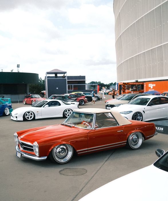 W113 Mercedes pagoda