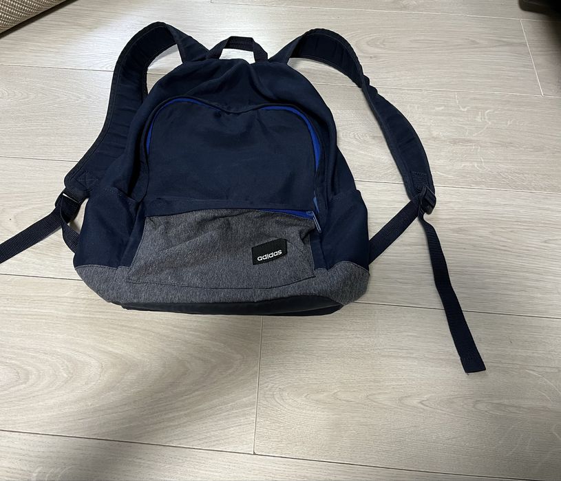 Продам рюкзак adidas