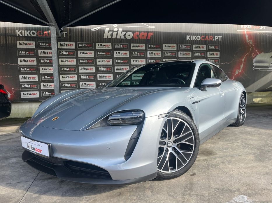 Porsche Taycan Standard