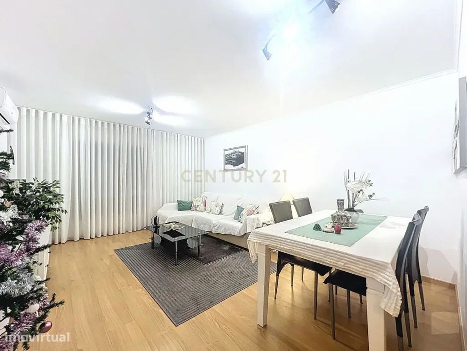 Apartamento, Rosto de Cão (Livramento)