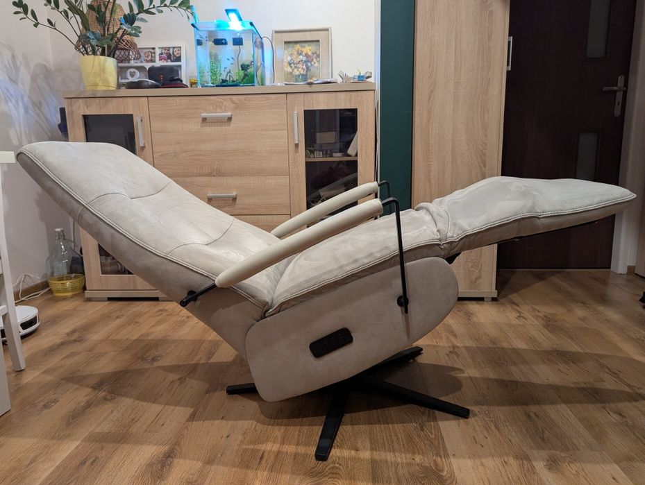 Fotel relaksacyjny Artemis – Funkcja Sleep, Elektryczny, Super Stan!