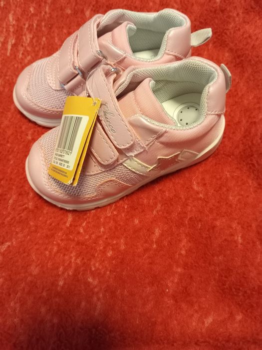 Vendo sapatilhas novas