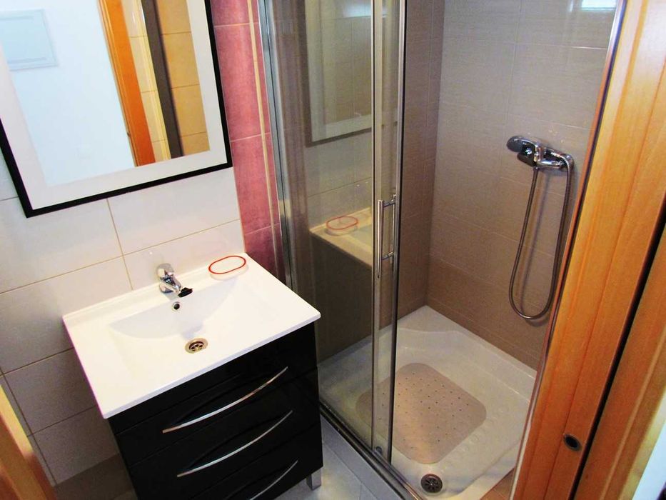 V3 Moradia com Piscina - Manta Rota