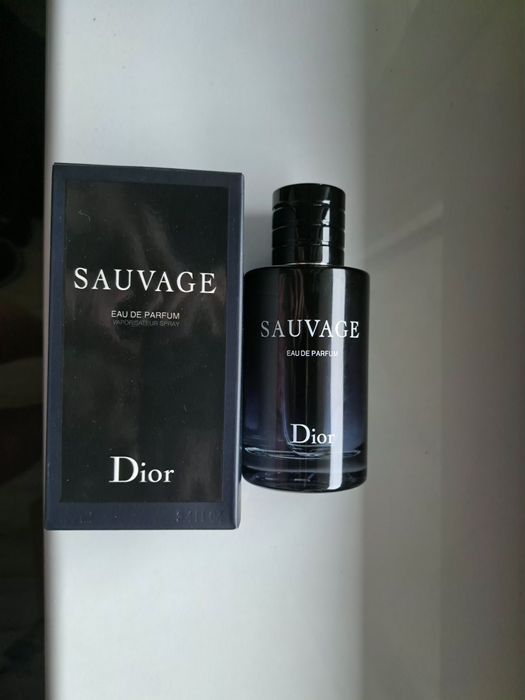 Perfum Dior sauvage