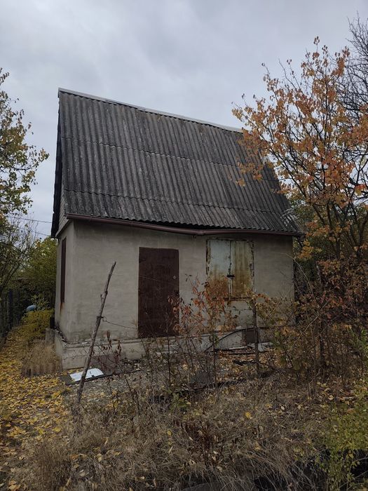 Продам дачу район Хлебазавода 5 и "Днепрострой 2"